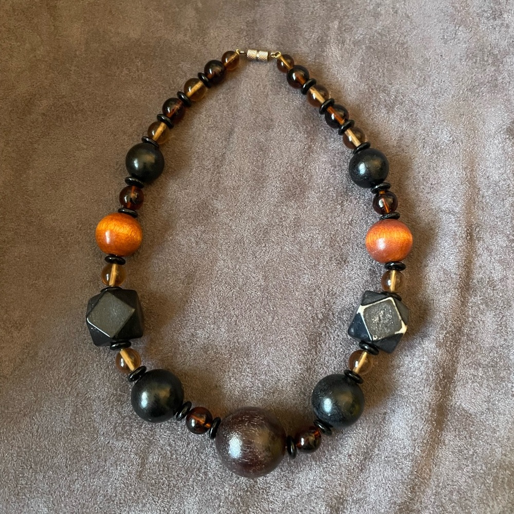Wooden bead necklacee